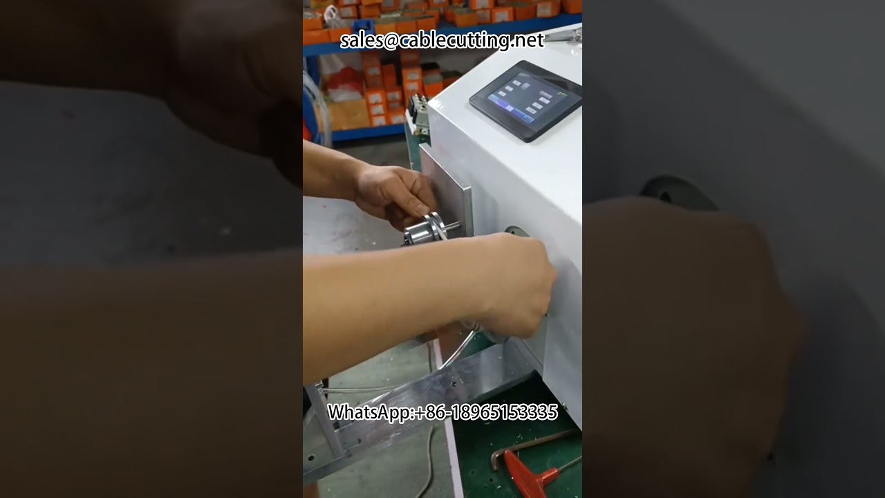 ماكينة لف كابلات البيانات عالية السرعة | حل أتوماتيكي للتغليف بدون تشابك