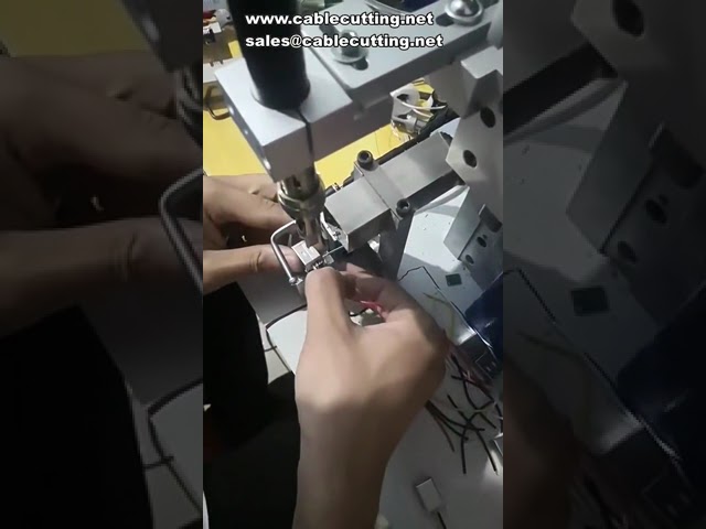 آلة لحام كهربائية احترافية للحام النقاط الدقيق للهواتف وأسلاك البيانات ولوحات الدوائر