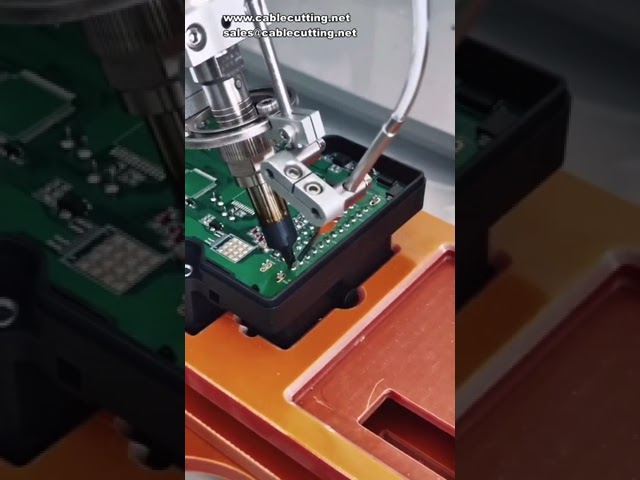 ماكينة لحام القصدير الأوتوماتيكية ثلاثية المحاور للوحات PCB والمكونات SMD و LED