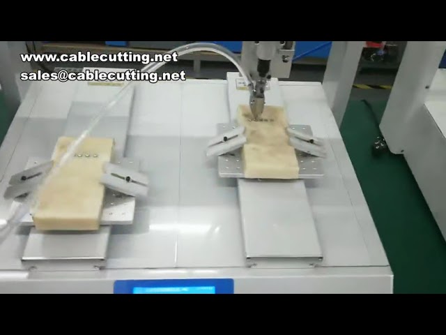 ماكينة تقسيم لوحات الدوائر المطبوعة (PCB) بنوع الطاحونة لتقطيع الثقوب والختم