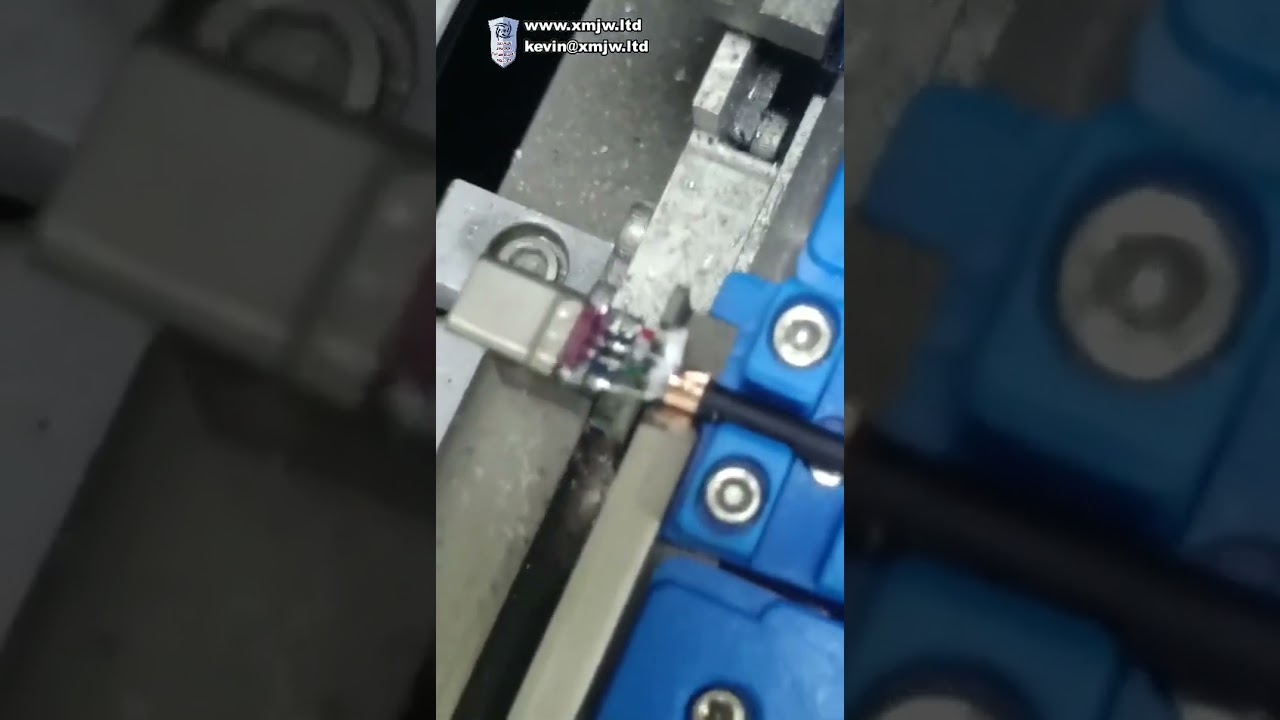 2020 آلة لحام أوتوماتيكية مخصصة لتوصيل أسلاك USB من نوع C - ماكينة تصنيع كابلات USB عالية الإنتاجية
