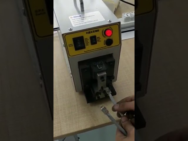 ماكينة تجعيد موصلات RJ45 - حل سريع وموثوق لتركيب كابلات الشبكات
