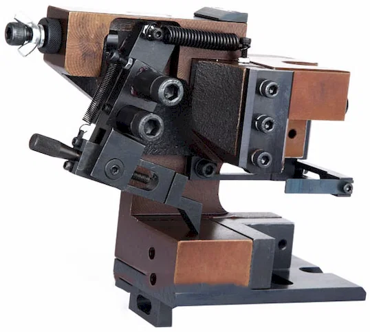 قالب كبس أطراف JST